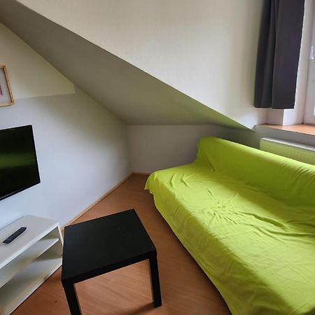 Moderne Studio: Business-Friendly Apartments in Oberhausen Oberhausen  Exterior photo