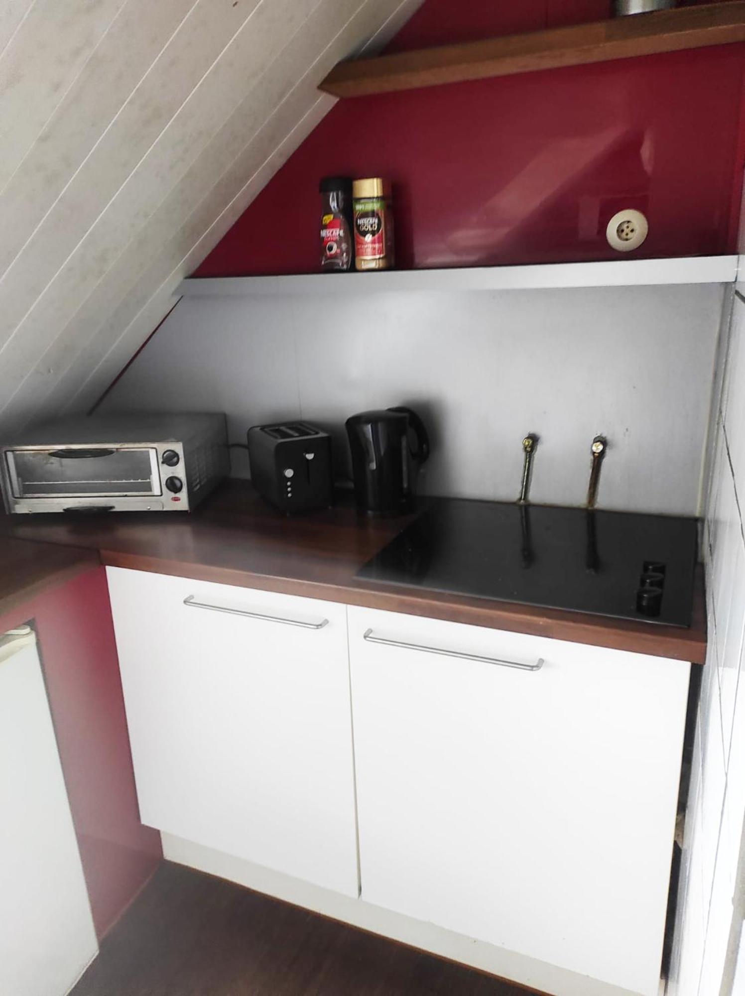 Moderne Studio: Business-Friendly Apartments in Oberhausen Oberhausen  Exterior photo