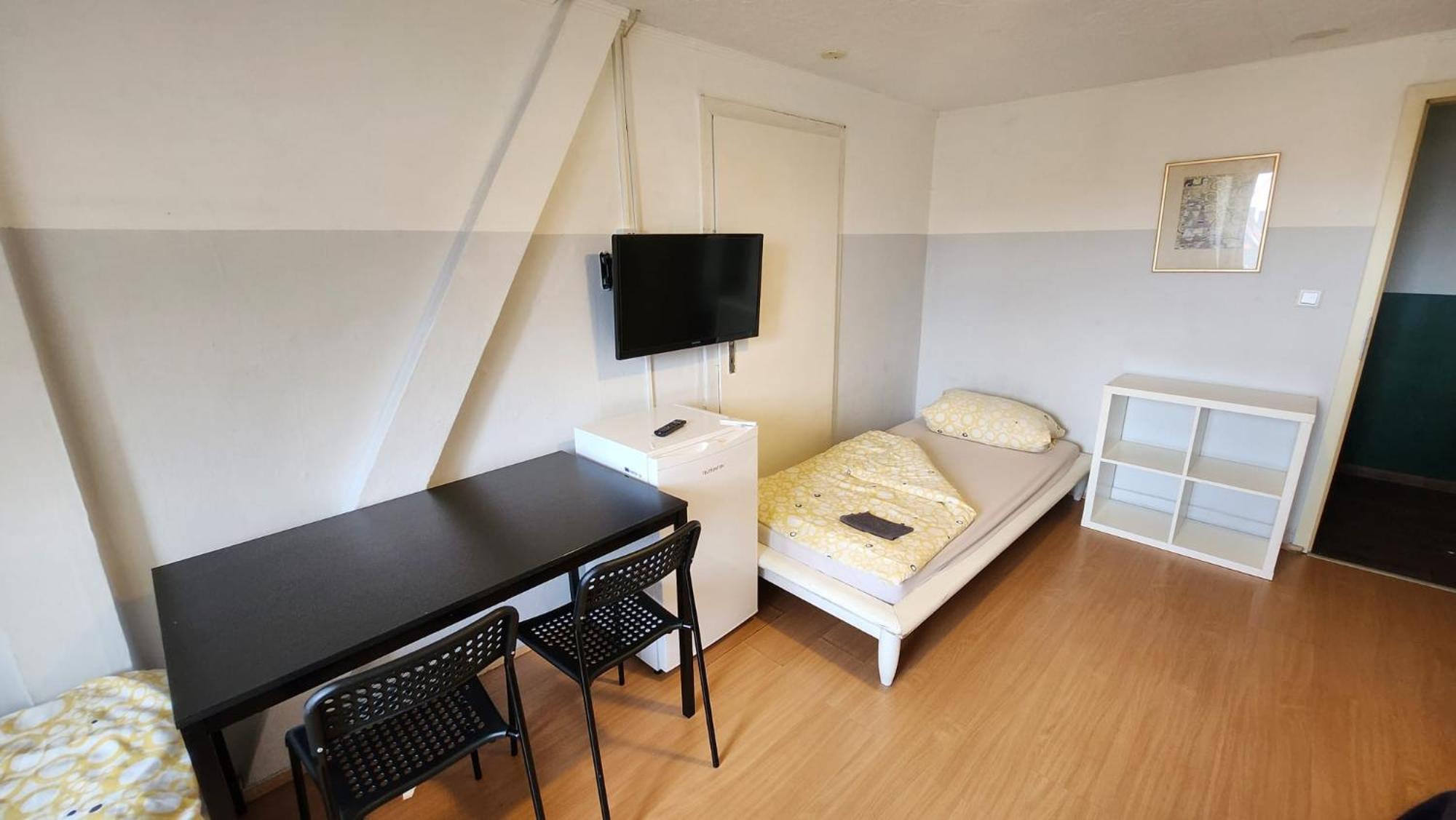 Moderne Studio: Business-Friendly Apartments in Oberhausen Oberhausen  Exterior photo