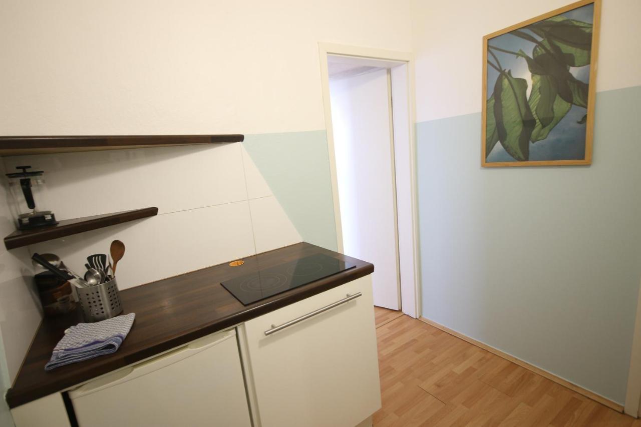 Moderne Studio: Business-Friendly Apartments in Oberhausen Oberhausen  Exterior photo